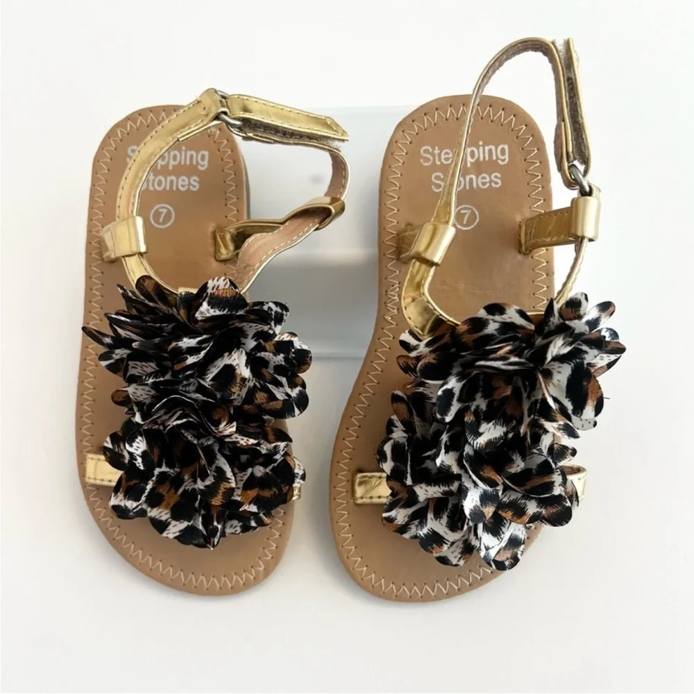 Stepping Stones adorable sandals